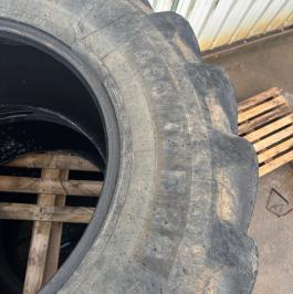 Jeu de pneus Michelin Omnibib d'occasions - (480/70 R28 et 580/70 R38)